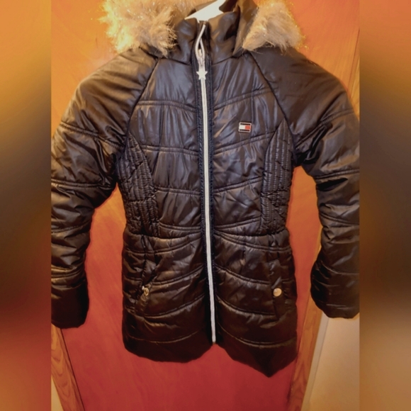 Girls - Tommy Hilfiger Winter Coat - Sz 8/10 - Picture 1 of 5
